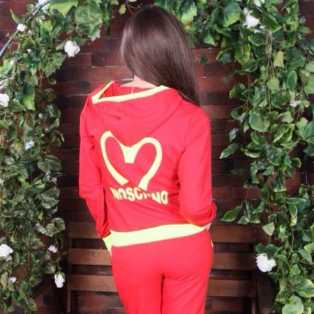 Женский спортивный костюм Moschino 