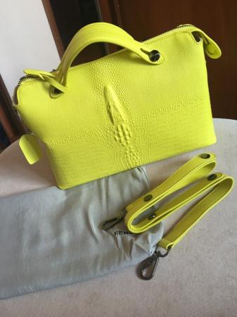 Сумка Fendi отличное качество натуральная кожа