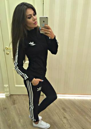 Спортивный костюм Adidas