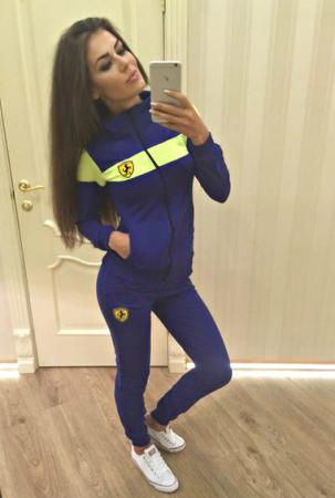 Спортивный костюм Ferrari 