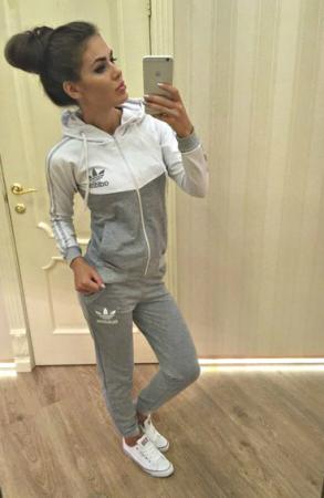 Спортивный костюм Adidas 