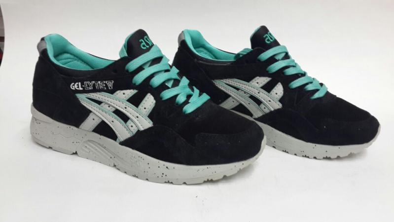 Кроссовки Asics  