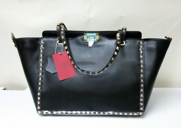Сумка Valentino натуральная кожа