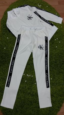Женская спортивная одежда Calvin Klein